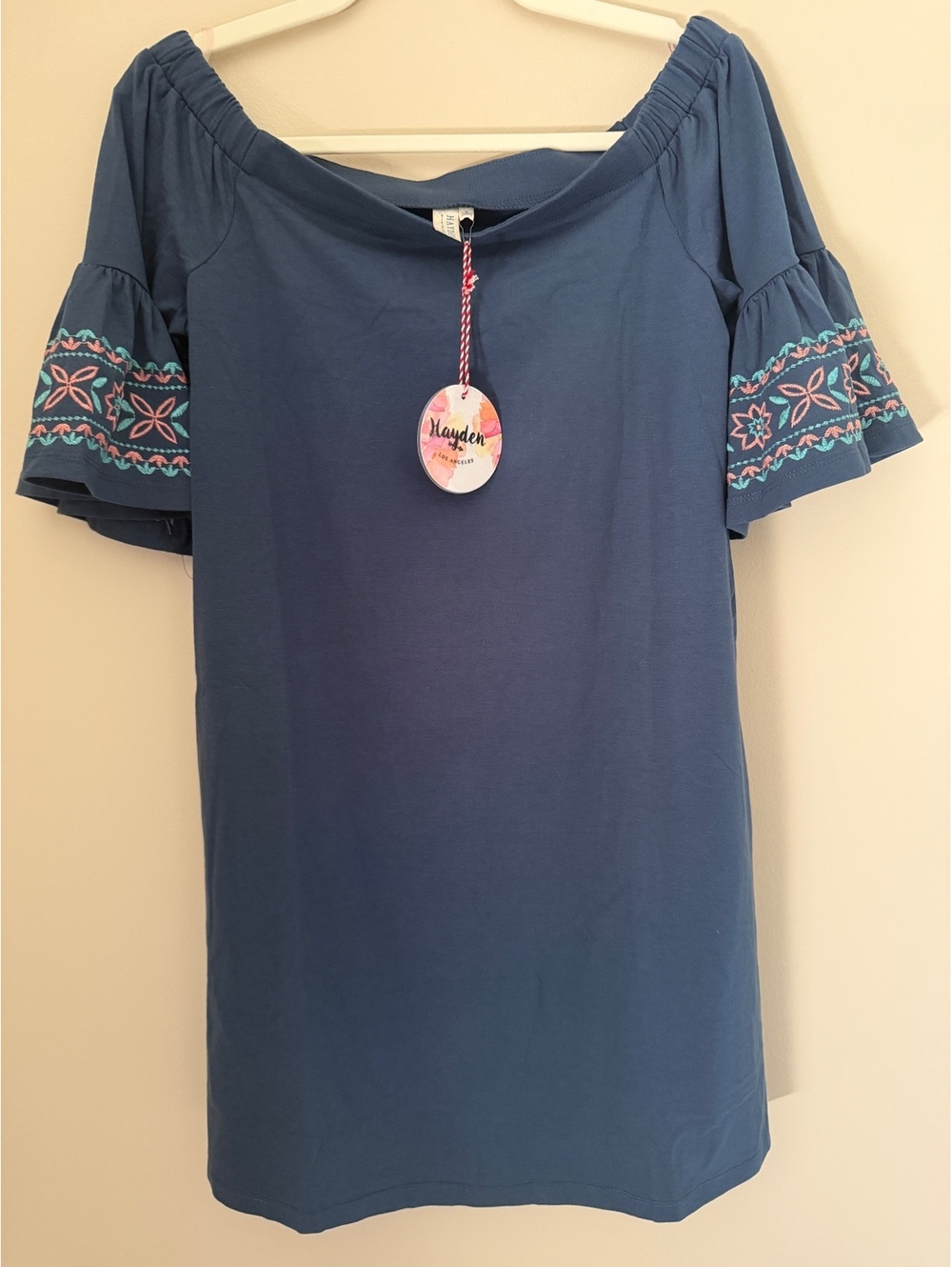 NWT Hayden embroidered dress - small